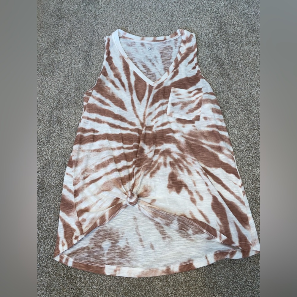 SO tye dye tank top